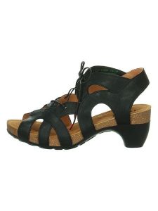 Think! Skórzane sandały "Traudi" w kolorze czarnym rozmiar: 41. Czarne sandały Think, bez wzorów, z otwartym noskiem, bez obcasa, na koturnie, bez zapięcia. Za 293,59 zł.