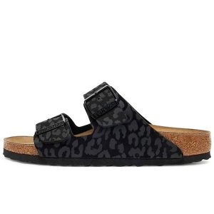 Klapki Birkenstock Arizona, Synthetics Damskie. Czarne klapki Birkenstock, bez wzorów, z materiału, bez obcasa. Za 425,35 zł.