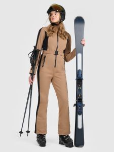 4F Kombinezon narciarski membrana 10000 damski - brązowy M. Brązowe płaszcze 4f, na zimę, m, bez wzorów, bez kaptura. Za 999,99 zł.