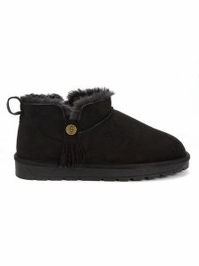 ISLAND BOOT Botki zimowe "Ilonie" w kolorze czarnym rozmiar: 39. Czarne botki Island Boot, na zimę, z aplikacjami, z materiału, z okrągłym noskiem, bez obcasa, bez zapięcia. Za 153,71 zł.