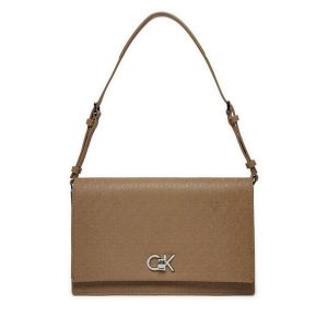 Torebka Calvin Klein. Brązowe torebki klasyczne Calvin Klein, bez wzorów, bez dodatków. Za 289,99 zł.
