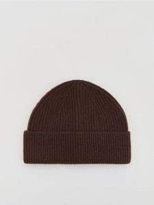 Czapka z wełny merino - ciemnobrązowy. Brązowe czapki Reserved, bez wzorów, z wełny. Za 69,99 zł.
