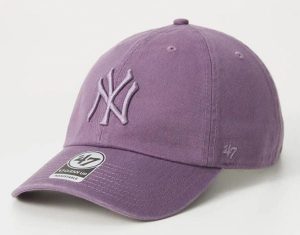 New York Clean Up Lifestyle Czapka baseballowa - Regulowana - Irysowy. Fioletowe czapki 47 Brand, bez wzorów, z bawełny. Za 142,34 zł.