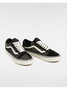 Vans Sneakersy w kolorze czarnym rozmiar: 45. Czarne trampki Vans, bez wzorów, bez zapięcia. Za 169,95 zł.