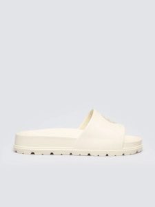 Klapki damskie beżowe TT274A044 801. Brązowe klapki Big Star, bez wzorów, z materiału, z otwartym noskiem, bez obcasa. Za 59,99 zł.