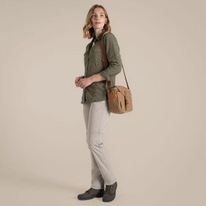 Damska koszula z długim rękawem Craghoppers NosiLife Adventure III. Zielone koszule Craghoppers, bez wzorów, bez kołnierzyka, bez ramiączek. Za 417,99 zł.