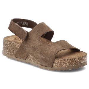 Sandały damskie Yokono, cholewka ze skóry naturalnej zamszowej z szerokimi paskami z zapięciem na rzep, brązowe, WIWI-261 Ser Lodo. Brązowe sandały Yokono, bez wzorów, ze skóry, bez obcasa, na platformie, bez zapięcia. Za 249,00 zł.