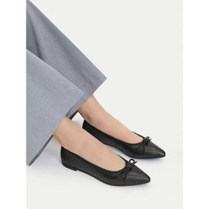 Baleriny Lasocki. Czarne balerinki Lasocki, bez wzorów, bez obcasa, bez zapięcia. Za 179,99 zł.