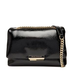 Torebka Armani Exchange. Czarne torebki wieczorowe Armani Exchange, bez wzorów, bez dodatków. Za 499,99 zł.