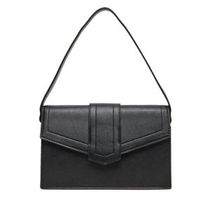 Torebka Vero Moda. Czarne torebki klasyczne Vero Moda, bez wzorów, bez dodatków. Za 89,99 zł.