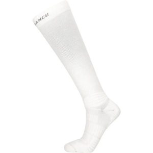 Długie skarpety Endurance Ruteng V2 Compression. Białe skarpetki ENDURANCE, bez wzorów. Za 166,00 zł.