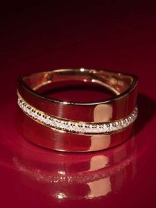 DIAMOND & CO Złoty pierścionek "Madison" z diamentami rozmiar: 52. Żółte pierścionki Diamond & Co, z diamentem, złote. Za 1 278,45 zł.