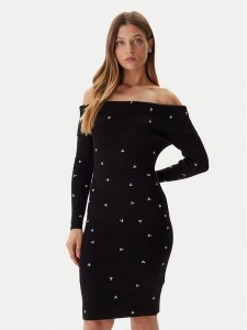 Guess Sukienka dzianinowa W5BK64 Z2YJ2 Czarny Slim Fit. Czarne sukienki Guess, xxl, z aplikacjami, z dzianiny, bez kołnierzyka, bez ramiączek. Za 486,50 zł.