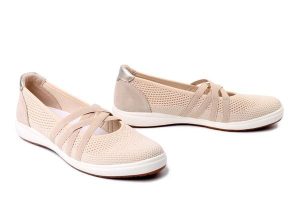 JOSEF SEIBEL 67767 325 204 Caren 67 ceramic, półbuty damskie. Brązowe półbuty Josef Seibel, na lato, bez wzorów, bez obcasa, bez zapięcia. Za 329,90 zł.