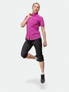 Halti Koszula funkcyjna "Kota" w kolorze różowym rozmiar: 40. Różowe koszule HALTI, bez wzorów, bez kołnierzyka, bez ramiączek. Za 152,99 zł.