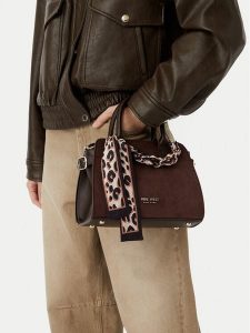 Nine West Torebka CEO-HELLESA-LDA9464 Brązowy ciemny. Brązowe kuferki Nine West, bez wzorów, ze skóry, bez dodatków. Za 249,99 zł.