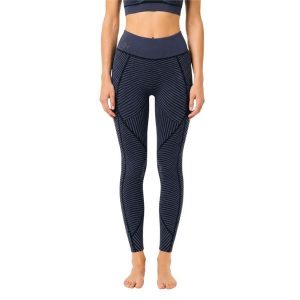 Legginsy treningowe damskie Lacoste. Niebieskie legginsy Lacoste, bez wzorów, z dzianiny, z podwyższonym stanem. Za 347,00 zł.