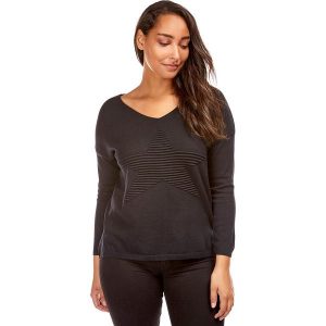 Sweter w kolorze czarnym. Czarne swetry oversize marki Cashmere Curve, z kaszmiru. W wyprzedaży za 129,95 zł.