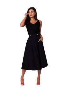 Rozkloszowana spódnica z wysokim stanem i kieszeniami czarna. Czarne spódnice Bewear, s, bez wzorów, eleganckie, midi. Za 319,00 zł.