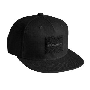 Czapka z daszkiem dla dorosłych THORN FIT Patch Snapback. Czarne czapki THORN FIT, bez wzorów, sportowe. W wyprzedaży za 89,90 zł.
