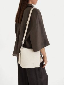 Lasocki Torebka CEO-LSK-X-007-09 Écru. Torebki klasyczne Lasocki, bez wzorów, z materiału, bez dodatków. Za 169,99 zł.