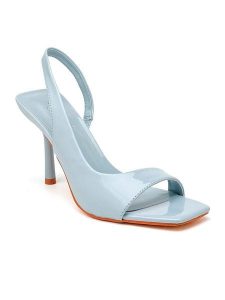 Sixth Sens Sandały w kolorze błękitnym na szpilce rozmiar: 40. Niebieskie sandały Sixth Sens, bez wzorów, z otwartym noskiem, bez obcasa, na koturnie, bez zapięcia. Za 100,99 zł.
