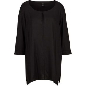 Bluzka shirtowa z czystej wiskozy. Czarne bluzki bonprix, bez wzorów, z wiskozy, bez kołnierzyka, bez ramiączek. Za 82,99 zł.