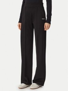 Guess Spodnie dresowe V6BB18 K6353 Czarny Regular Fit. Czarne spodnie dresowe Guess, xs, z aplikacjami, z dresówki. Za 394,99 zł.