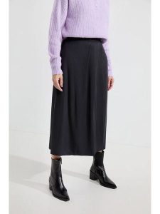 Josephine & Co Spódnica w kolorze czarnym rozmiar: 38. Czarne spódnice Josephine & Co, na co dzień, bez wzorów, maxi. Za 301,64 zł.