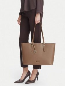 Nine West Torebka EO-QUIET ELEGANCE-LDA9895 Beżowy ciemny. Brązowe shopper bag Nine West, bez wzorów, bez dodatków. Za 449,99 zł.