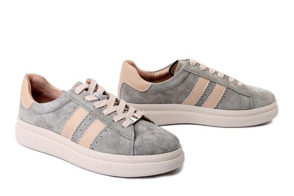 FILIPPO DP7499/26 KH khaki, półbuty damskie. Szare półbuty Filippo, bez wzorów, ze skóry, bez obcasa, bez zapięcia. Za 199,90 zł.