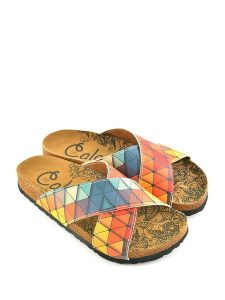 Calceo Klapki ze wzorem rozmiar: 36. Klapki Calceo, bez wzorów, z materiału, z otwartym noskiem, bez obcasa. Za 101,95 zł.