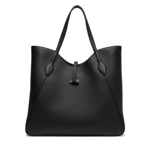 Torebka BOSS. Czarne shopper bag Boss, bez wzorów, bez dodatków. Za 799,99 zł.