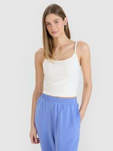 4F Crop-top slim damski - biały XS. Białe topy 4f, xs, bez wzorów, z dzianiny, sportowe, bez kołnierzyka, bez ramiączek. Za 29,99 zł.