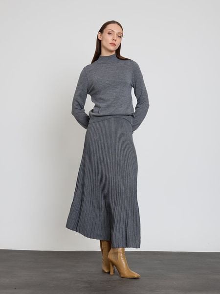 BGN Golf w kolorze szarym rozmiar: 36. Szare golfy BGN, bez wzorów. Za 91,56 zł.