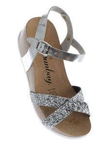 Sunbay Sandały "Pivoine" w kolorze srebrnym na koturnie rozmiar: 42. Szare sandały Sunbay, bez wzorów, z otwartym noskiem, bez obcasa, na koturnie, bez zapięcia. Za 176,91 zł.