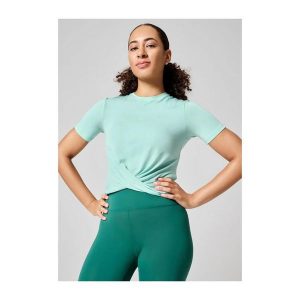 Koszulka Casall Delight Short Wrap Tee 36. Zielone bluzki Casall, bez wzorów, sportowe, bez kołnierzyka, bez ramiączek. W wyprzedaży za 237,99 zł.
