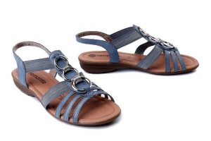 RIEKER REMONTE R3605-12 blue, sandały damskie. Niebieskie sandały Rieker Remonte, bez wzorów, bez obcasa, na koturnie, bez zapięcia. Za 271,92 zł.
