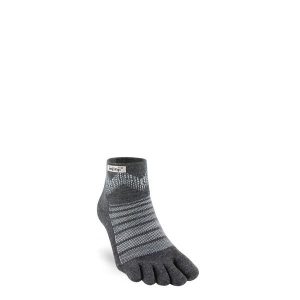 Skarpety merino Injinji Outdoor Midweight Mini-Crew Wool. Szare skarpetki Injinji, bez wzorów, z wełny. Za 89,99 zł.