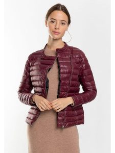 Northwood Kurtka pikowana w kolorze bordowym rozmiar: S. Czerwone kurtki Northwood, s, bez wzorów, bez kaptura. Za 130,99 zł.