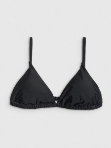 4F Góra od bikini damska - czarna M. Czarne bikini 4f, bez wzorów, z dzianiny. Za 59,99 zł.