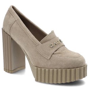 Beżowe Półbuty Carinii Eleganckie Skórzane Buty Damskie. Brązowe półbuty Carinii, bez wzorów, ze skóry, bez obcasa, na obcasie, bez zapięcia. Za 389,00 zł.