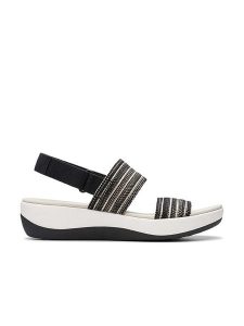 Clarks Sandały "Arla Stroll" w kolorze czarnym rozmiar: 40. Czarne sandały Clarks, bez wzorów, z otwartym noskiem, bez obcasa, bez zapięcia. Za 93,07 zł.