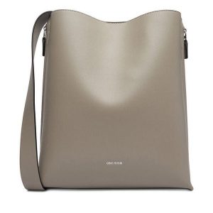 Torebka GINO ROSSI. Szare torebki klasyczne Gino Rossi, bez wzorów, bez dodatków. Za 349,99 zł.