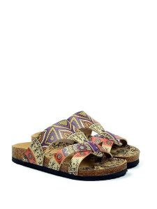 Calceo Klapki ze wzorem rozmiar: 35. Klapki Calceo, bez wzorów, z materiału, z otwartym noskiem, bez obcasa. Za 113,90 zł.