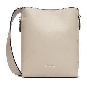 Torebka GINO ROSSI. Brązowe torebki klasyczne Gino Rossi, bez wzorów, bez dodatków. Za 249,99 zł.