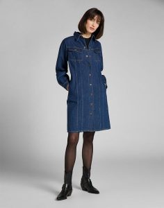LEE VOLUME SLEEVE DRESS DAMSKA SUKIENKA JEANSOWA RINSE L50INA36 112140195. Sukienki Lee, l, bez wzorów, z jeansu, bez kołnierzyka, bez ramiączek. Za 239,99 zł.