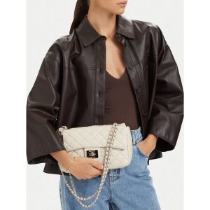 Torebka Nine West. Białe torebki klasyczne Nine West, bez wzorów, bez dodatków. Za 229,99 zł.