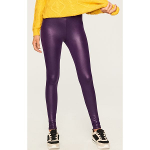 Woskowane legginsy - Fioletowy. Legginsy marki Reserved. W wyprzedaży za 19,99 zł.