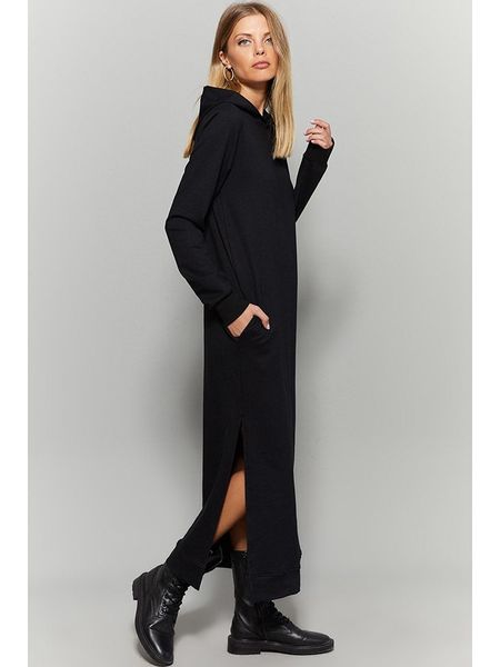 Cool and sexy Sukienka w kolorze czarnym rozmiar: S. Czarne sukienki Cool and sexy, s, bez wzorów, bez kołnierzyka, bez ramiączek, maxi. Za 87,19 zł.